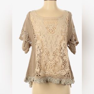 Free People knit top - like brand new.